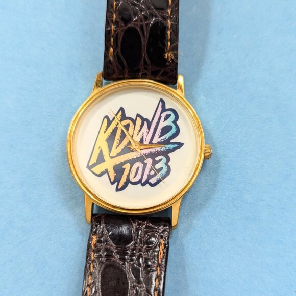 KDWB 101.3 WATCH. RADIO STATION IN MINNEAPOLIS, MN CIRCA 1991 - Picture 4 of 5